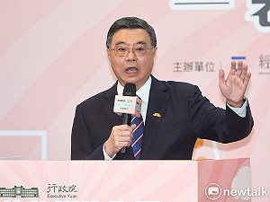 鳳凰颱風將至  卓揆：大型機具已能運上馬太鞍溪堰塞湖壩頂