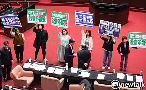 停砍年金修法三讀過關引熱議　孟買春秋質疑制度公平性　