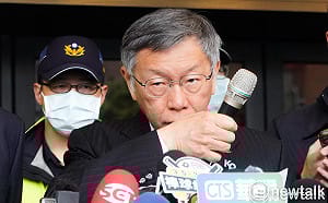 柯文哲警告民進黨　若再搞黃國昌「一定焦土政策」 