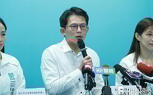 李貞秀狂開戰  黃國昌喊話：烏煙瘴氣  烏雲終會隨風散去 