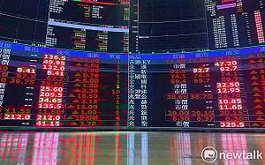 台股跌破33000點後 法人共識股成關鍵指引