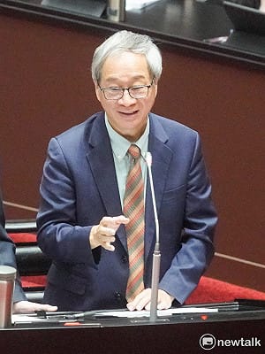 政府砸1.5億挺九把刀《功夫》僅賣4693萬 李遠道歉：令人非常傻眼