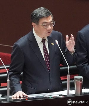行政院通過《無人載具採購特別條例》 預算匡列2100億、採購3類無人機艇