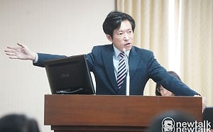 白委指政院「不副署」違法  張惇涵反嗆：有異議可以提倒閣