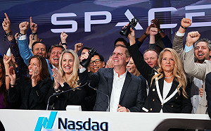 SpaceX掛牌兩個交易日漲逾40%、市值達2.5兆美元  馬斯克喊「營收破兆」