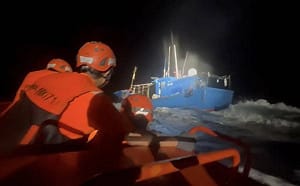 澎湖海巡強勢查扣越界中國漁船  中國海警竟事後現身鄰近海域騷擾