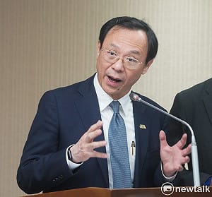 永豐餘「苦茶油」調查進度？ 石崇良：食藥署今赴嘉義查廠   