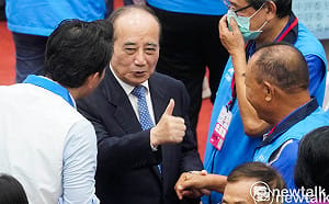 連南部「鐵票區」民眾都北上抗議遊行！「這大咖」卻說另有行程不參與