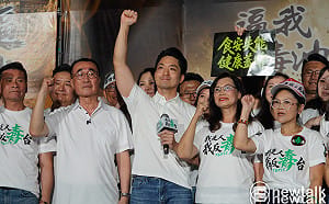 吳崢回蔣萬安倒閣說酸「回市府上班」　北市府：應回送給中央政府