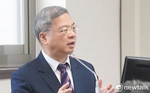 中央地方談毒油通報義務互嗆  作家：非常嚴人寬己的雙標