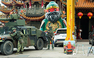 漢光42號演習D-6》陸軍584旅桃園油料整補  拖式飛彈車整合警戒