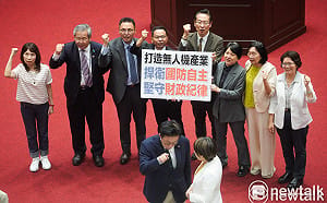 綠反對設無人載具戰略監督委員會　民眾黨嗆：國防採購還有多少黑幕？