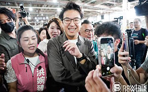 蔣萬安批不支持營養午餐專法 沈伯洋怒：能不能根據事實評論