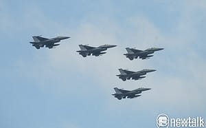 空軍參謀長稱戰機維持費高！ 他直言：中共整天侵擾我國所致開銷龐大