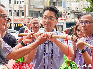 與客家鄉親挑擔進場 蔣萬安：傳承客家忠義精神