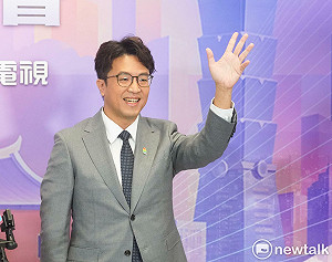 北市長辯論》主動換LINE遭拒？沈伯洋曝蔣萬安回：我們有很多共同朋友