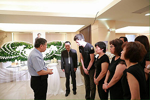 李新墜樓亡 柯P、馬英九等人赴靈堂弔唁