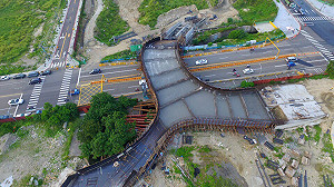 串聯中央公園 台中景觀天橋與生態結合