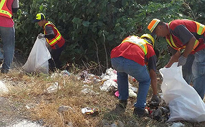 大安濱海樂園遭棄垃圾 環保局：決不寬貸