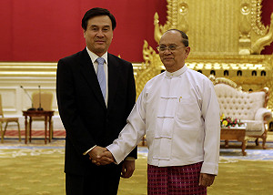 曾是明日之星！國務院秘書長楊晶遭撤職留黨察看