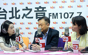 陳嘉昌夜會柯P父母   周玉蔻怒批「有夠離譜」