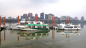 賞鳥看無敵海景 藍色水路連假好去處！