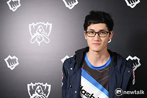 英雄聯盟世界賽》談今年願望 Karsa想拚進四強