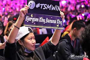 英雄聯盟世界賽》大師兄carry！ TSM擊潰中國戰隊WE