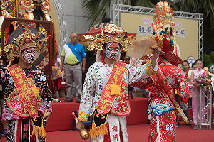 城隍爺日巡遶境 傳統藝術鬧基隆