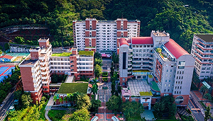 孫都走了學校才發畢業證書 阿嬤悲痛心碎