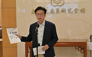 謝龍介造謠烏山頭光電 郭國文怒批：立委沒造謠免責權「為流量出賣台南！」