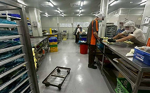 炎亞綸「梨花酥」中秋熱銷卻遭爆標示不符！衛生局揪3缺失：限期改善