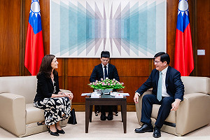 接見加拿大新任駐台代表   林佳龍：「貿易合作架構協議」推進中 