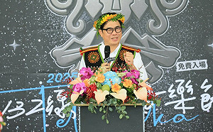 高市府設計「BLACKPINK紅綠燈」   陳其邁:提醒粉絲們注意安全  