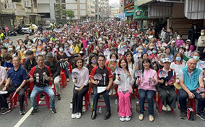 邱議瑩第100場座談會千人相挺   吳沛憶讚：最能帶領高雄繼續前進