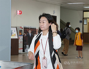 馬治薇求解除限制出境陪父赴中國探親 法院不准