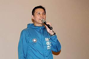 雨彈狂炸！北北基沒放假挨轟  藍議員嗆：出不出門自己決定！別什麼都推給政府