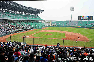 加速亞太球場職棒認證  南市府攜手統一獅打造南臺灣職棒新地標