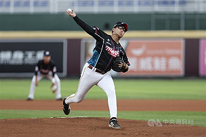莊昕諺總冠軍賽前2戰都熱身未登板 笑稱是開心的累