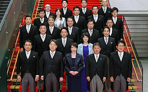 日本新政府將嚴格對待不守規矩的外國人 武器輸出限制擬鬆綁