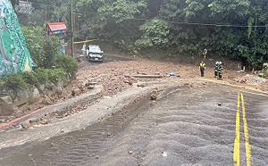 雨量超過防災警戒標準!北市陽明山國小今停班停課 3校改遠距教學