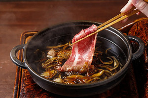 人氣壽喜燒多人吃完上吐下瀉！北市衛生局稽查揪缺失