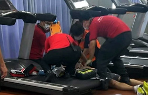 嘉市5旬男跑步機上失去意識 消防線上指導救一命