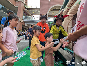 陳亭妃辦「叢林萌樂園」嗨翻成大商圈 大小朋友熱情參與感受滿滿幸福能量