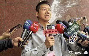 備戰2026選舉  黃國昌證實許甫等6名民眾黨一級主管24日請辭