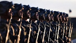 偷建秘密軍隊?她指「這2人」組「獨立師級武裝」18將領缺席四中惹議