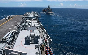 美軍怕了! 部署委內瑞拉外海8美艦紛紛緊急撤離 因這「龐大力量」來了…..