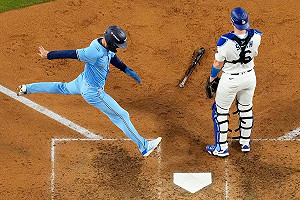 藍鳥首局前兩棒背靠背開轟　創世界大賽紀錄