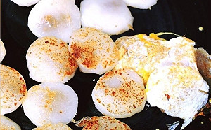 台南「粿仔王子」小吃撞名新聞事件爆紅！網友狂刷5星：老闆真預言家