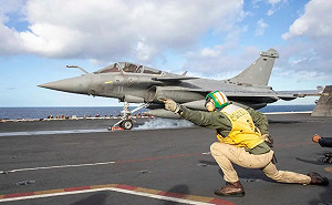 故意用「被擊落」陣風編號? 印派機出國參演 被曝3架「編號重組」